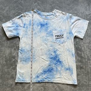 Truly Hard Seltzer Tee